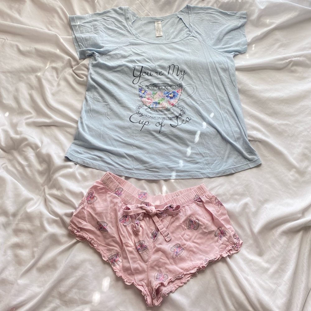 Forever 21 Matching sleepwear set shorts and top